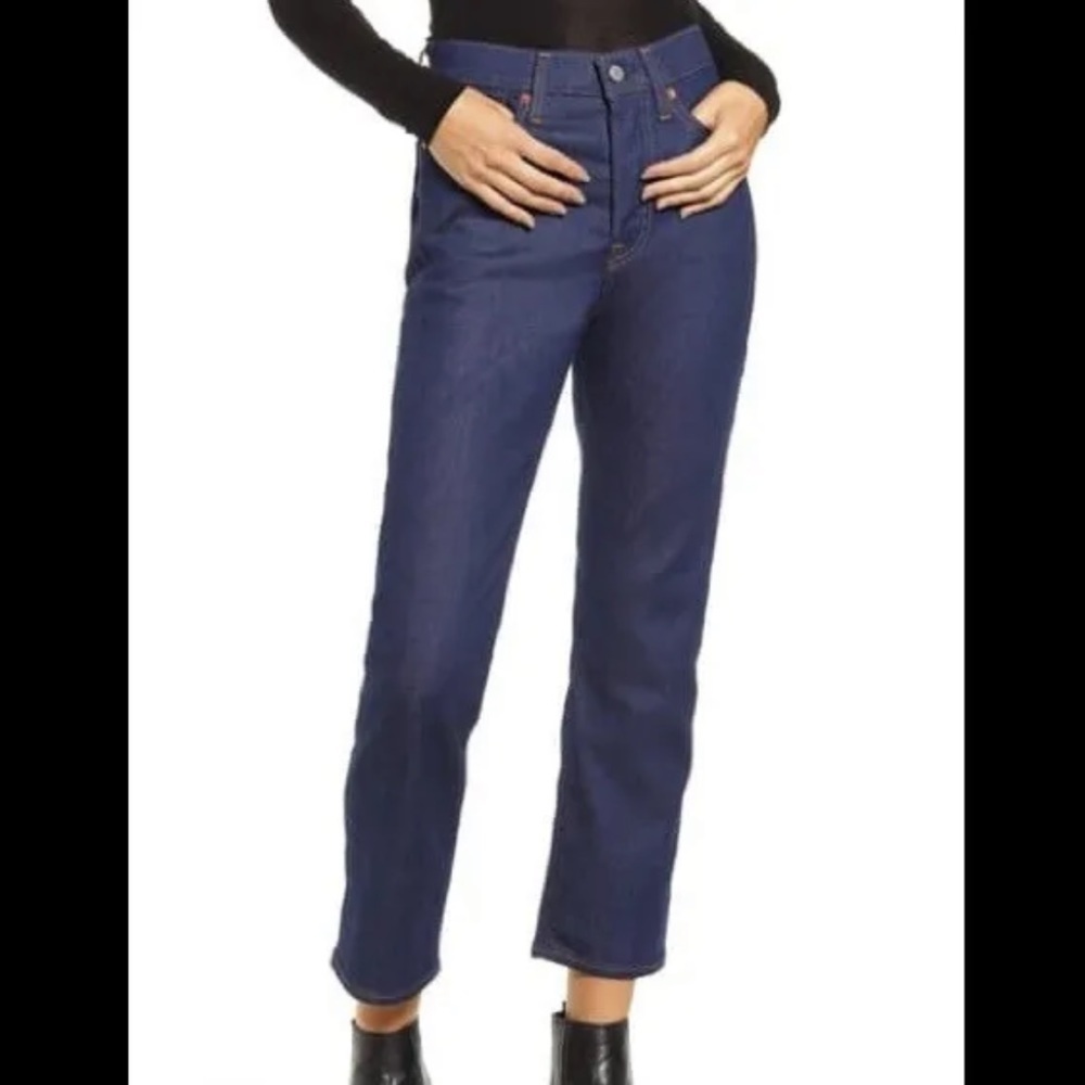 Levi's Premium Wedgie Fringe Pocket Jeans - Picture 11 of 11